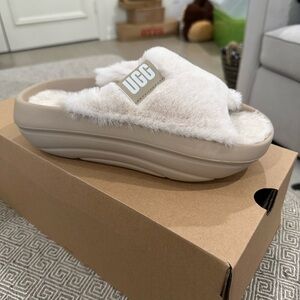 UGG slides